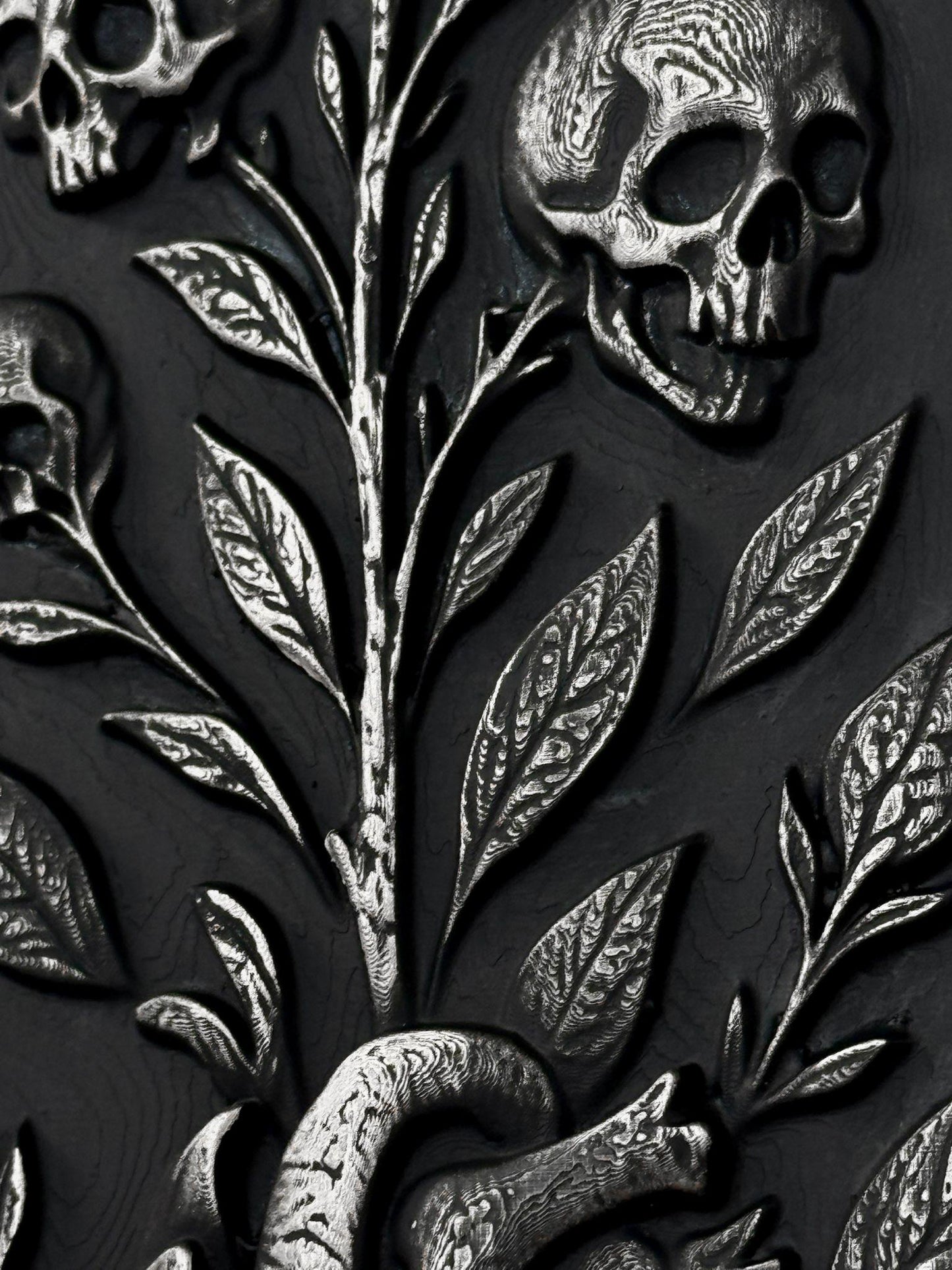 Snapdragon Wall Plaque